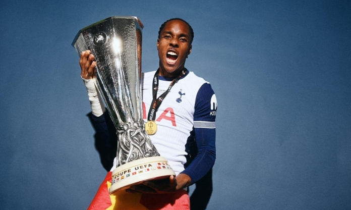 Tottenham đón tân binh đầu tiên thời HLV Thomas Frank