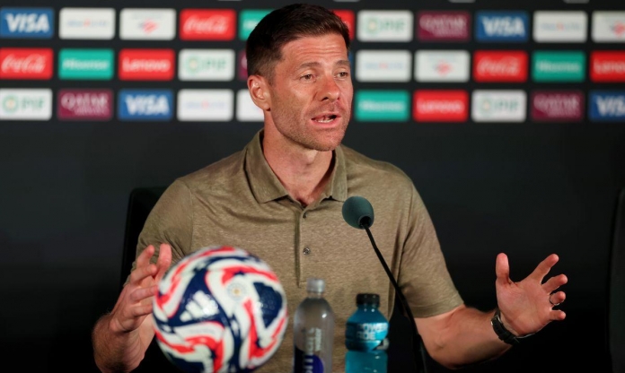 Xabi Alonso chỉ tên tiền vệ Real Madrid giống Steven Gerrard