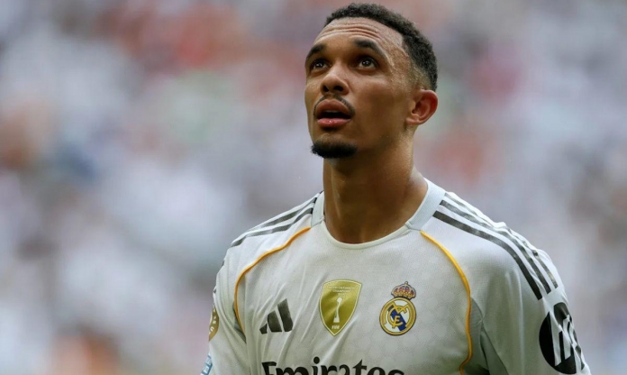 Vì sao Trent Alexander-Arnold vắng mặt trận Real Madrid vs PSG?