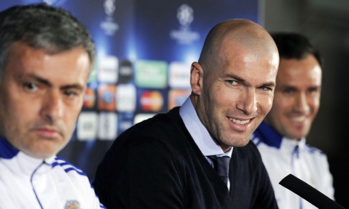 Bất ngờ: Fenerbahce mời Zidane thay thế Mourinho