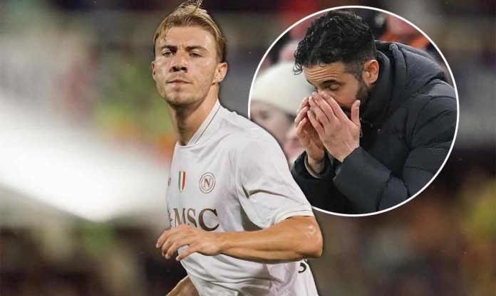 Hojlund chơi thế này, Man United đã tiếc chưa?