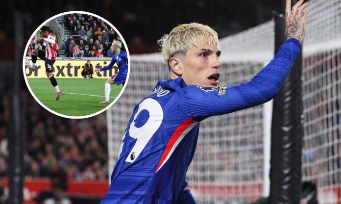 Garnacho trở thành tâm điểm chỉ trích trong ngày ra mắt Chelsea