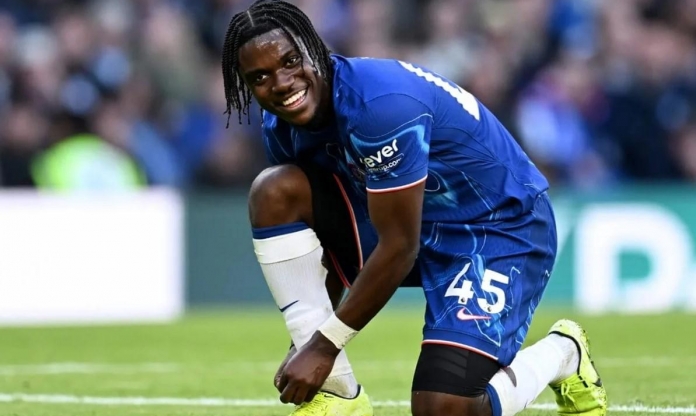 MU né được bẫy chuyển nhượng của Chelsea