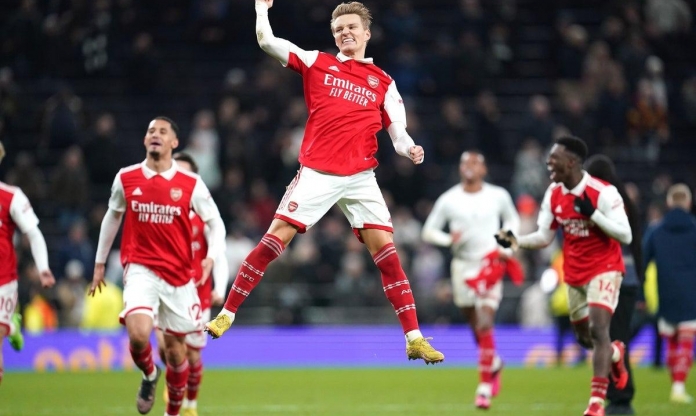 Arsenal giữ chuỗi chọc thủng lưới Tottenham suốt 25 năm