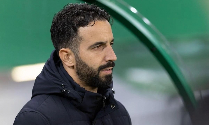 Amorim thất vọng vì MU không ở vị trí mong muốn