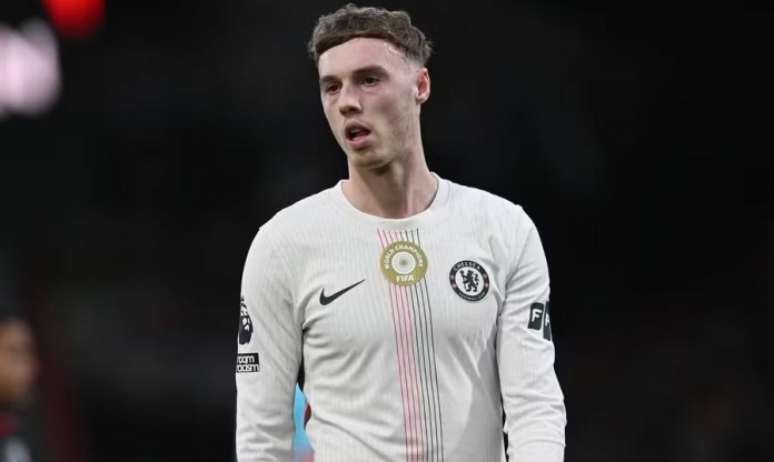 Chelsea gạch tên Cole Palmer khỏi đội hình chính