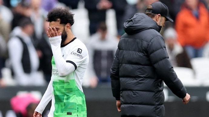 Jurgen Klopp xử lý thế nào khi dàn sao Liverpool 'nổi loạn'?