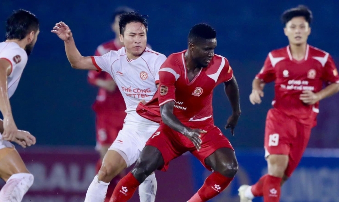 VAR 5 lần can thiệp trong trận đấu tại V-League: Chuyện gì đã xảy ra?