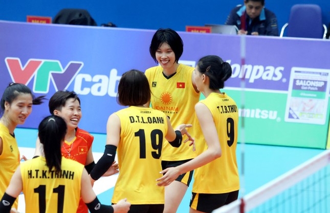 Đánh bại ĐKÁQ, Việt Nam ghi danh vào chung kết bóng chuyền châu Á