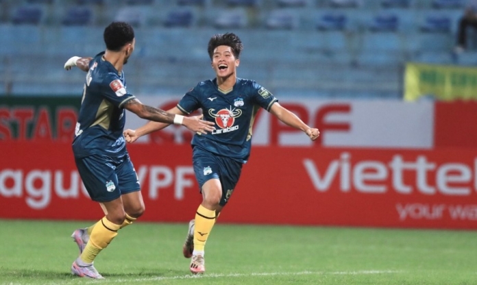 Cầu thủ U23 Việt Nam đầu tiên mang đến tin vui cho HLV Troussier ở V-League