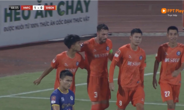 VIDEO: Sai lầm tai hại khiến Hà Nội FC nếm trái đắng