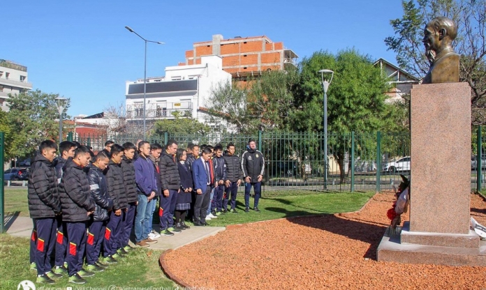 ĐT futsal Việt Nam làm 'điều đặc biệt' tại quê nhà của Messi