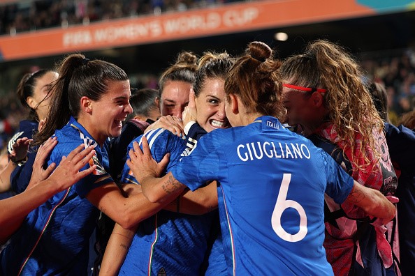 2 lần việt vị, Ý nhọc nhằn đánh bại Argentina ở World Cup nữ