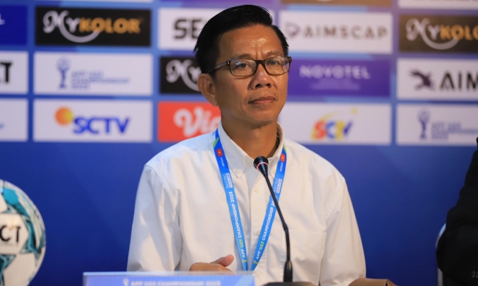 HLV Hoàng Anh Tuấn không hài lòng dù U23 Việt Nam vào bán kết