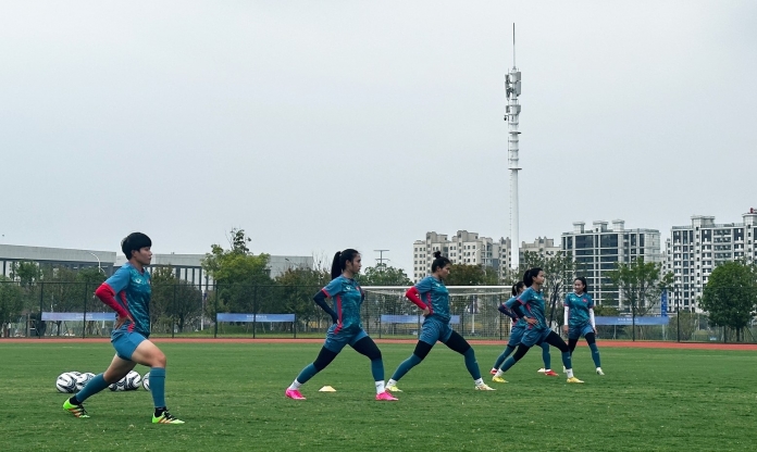 ĐT nữ Việt Nam phải bỏ dở buổi tập trước ngày đấu Bangladesh