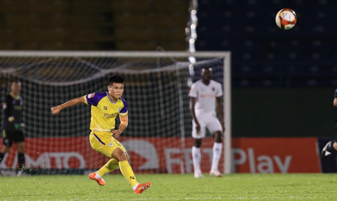 VIDEO: Chiêm ngưỡng siêu phẩm từ giữa sân của Tuấn Hải tại V-League