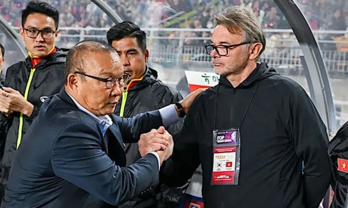 Báo Anh so sánh ĐT Việt Nam dưới thời HLV Troussier và HLV Park