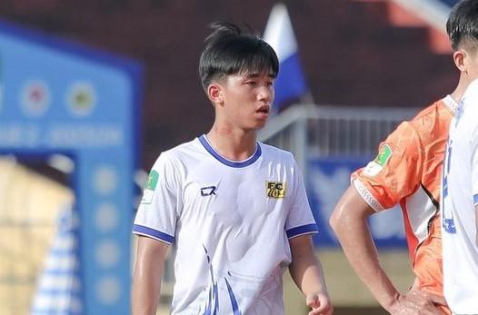 U19 Việt Nam triệu tập bổ sung cầu thủ người Thái