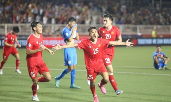 ĐT Việt Nam chào đón 'người hùng' trở lại ở bán kết AFF Cup