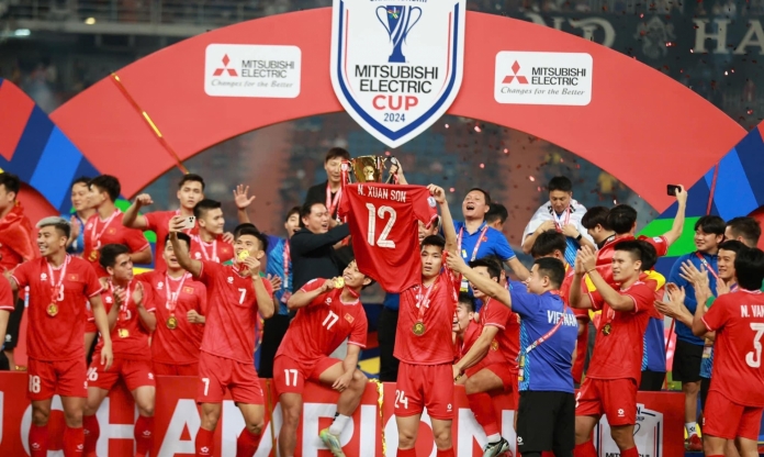 Trực tiếp: Chào đón ĐT Việt Nam rước cúp vô địch AFF Cup trở về