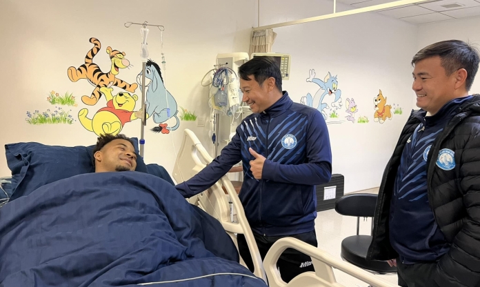 Phẫu thuật thành công, Xuân Son hát Quốc ca Việt Nam rồi nói 1 điều