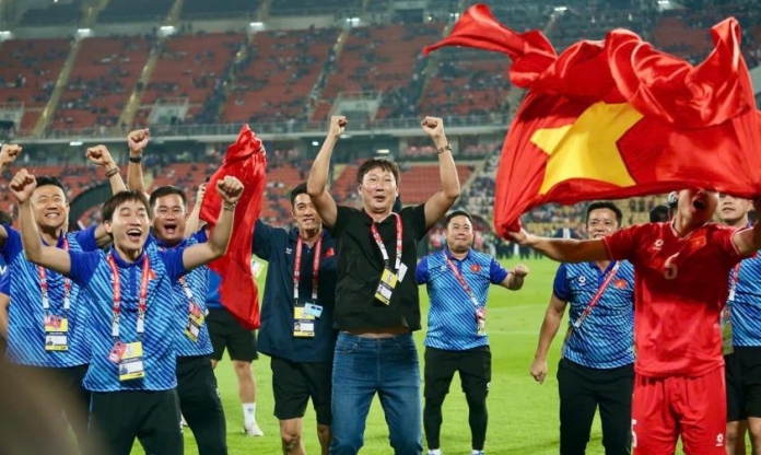 HLV Kim Sang Sik được 'giúp sức' để tái lập thành tích HCV SEA Games