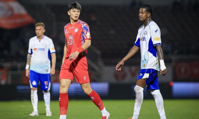 Xúc tiến nhập tịch trung vệ Việt kiều mới toanh cao 1m90