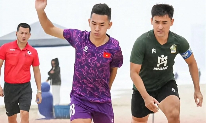 Việt Nam thua đậm 1-6 đội bóng Thái Lan