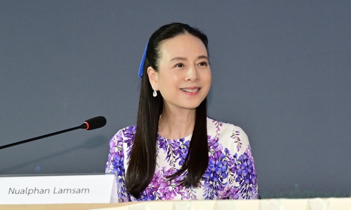 Chủ tịch LĐBĐ Thái Lan - Madam Pang sang Việt Nam