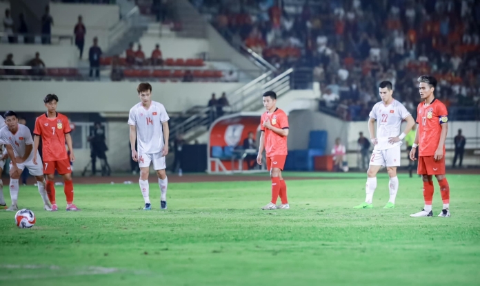 Đội thua 0-5 ĐT Việt Nam có cầu thủ được triệu tập đấu MU