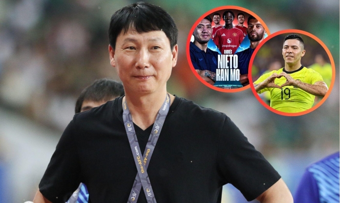 HLV Kim Sang Sik có 3 cầu thủ nhập tịch đấu Man Utd