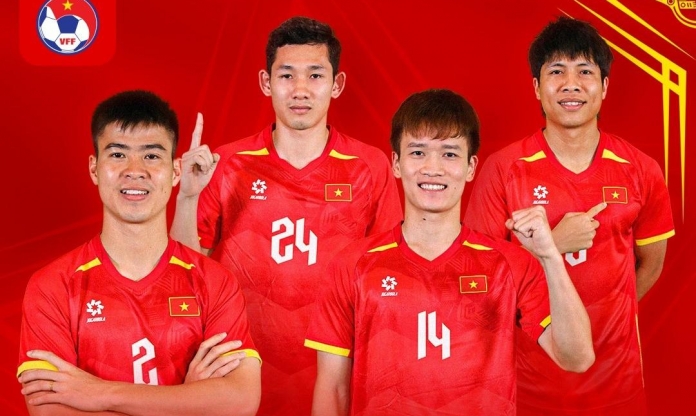 VFF xác nhận 4 cầu thủ ĐT Việt Nam đối đầu Manchester United