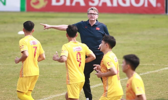 U23 Việt Nam báo tin vui cho HLV Philippe Troussier trước giải châu Á