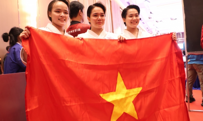 Việt Nam lập cú đúp HCV tại SEA Games 32
