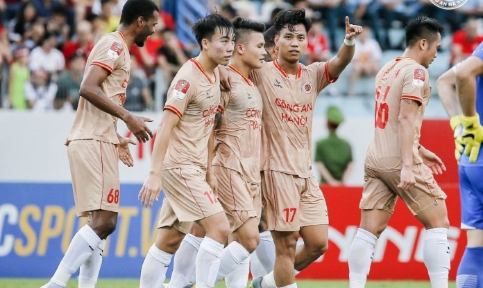 LĐBĐ châu Á vinh danh một đội bóng Việt Nam