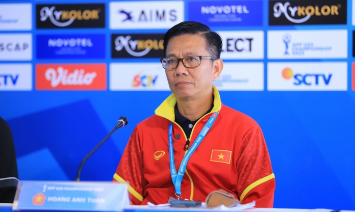 HLV Hoàng Anh Tuấn chấn chỉnh thái độ một cầu thủ U23 Việt Nam