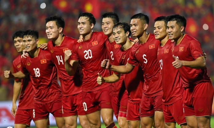 ĐT Việt Nam lại gây sốt