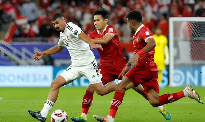 CĐV Indonesia phản ứng dữ dội sau khi đội nhà thua 1-3 Iraq