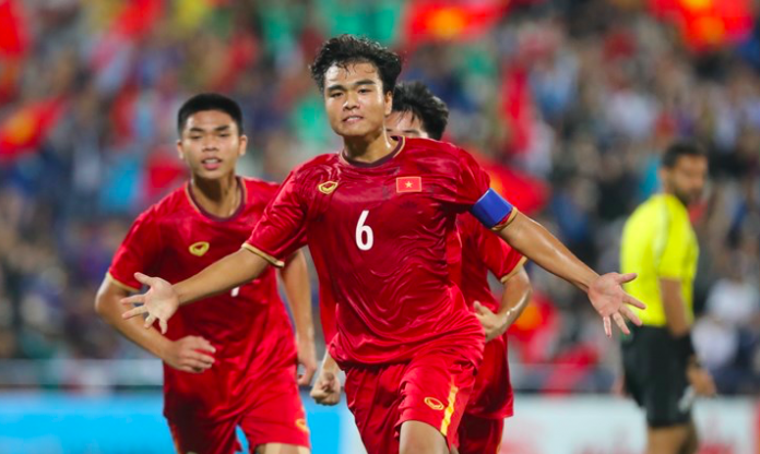 U19 Việt Nam bất ngờ sang Trung Quốc thi đấu