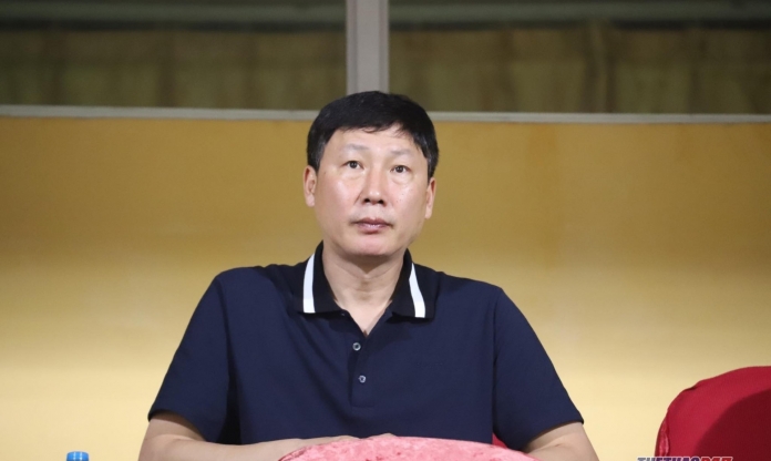 HLV Kim Sang Sik không xem cầu thủ Việt Nam thi đấu tại vòng 23