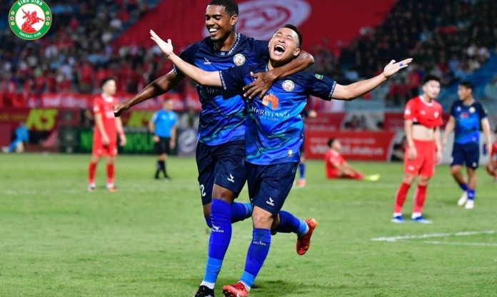 Siêu hậu vệ V-League 2023/24 gia nhập CAHN