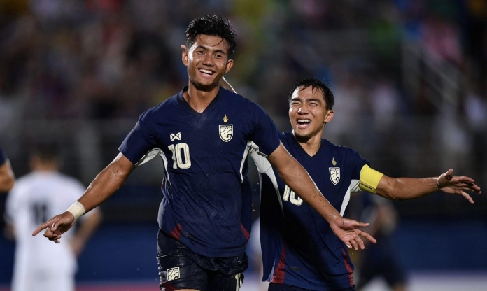 Thần đồng bóng đá Thái Lan hạnh phúc vì cú đúp vào lưới Philippines