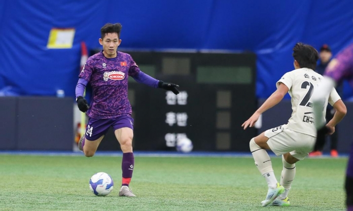 'Sao mới nổi' ĐT Việt Nam được HLV Kim Sang Sik điền tên tại AFF Cup?