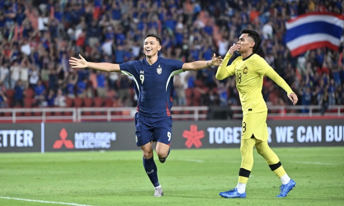 Thái Lan thắng may mắn Malaysia, đòi lại ngôi đầu bảng AFF Cup