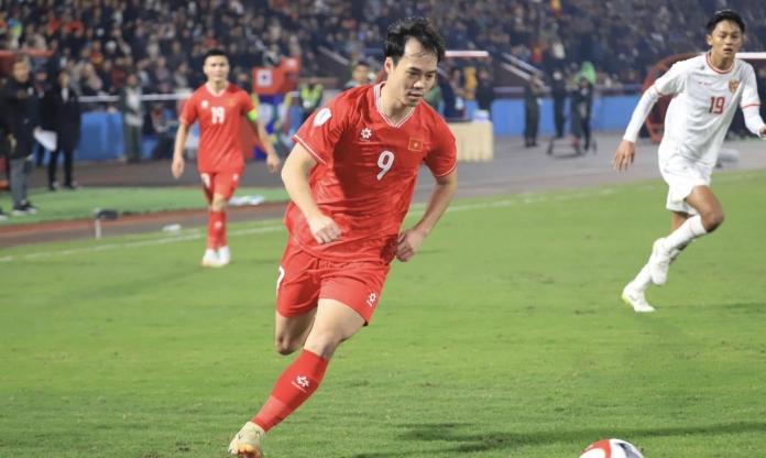 HLV Kim Sang Sik chốt xong người thay thế Văn Toàn ở bán kết AFF Cup?
