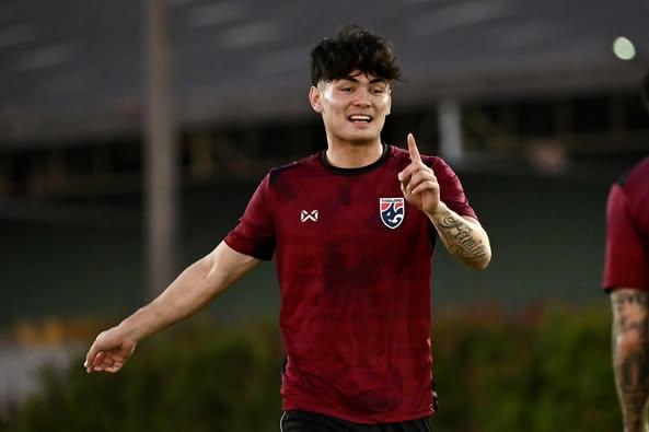 Sao Thái kiều: 'Tôi không quan tâm bất kỳ cầu thủ nào của Việt Nam mà chỉ...'