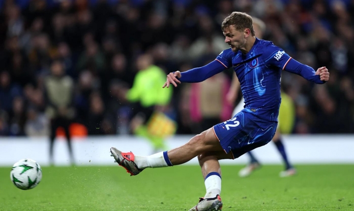 Chelsea vào tứ kết UEFA Conference League