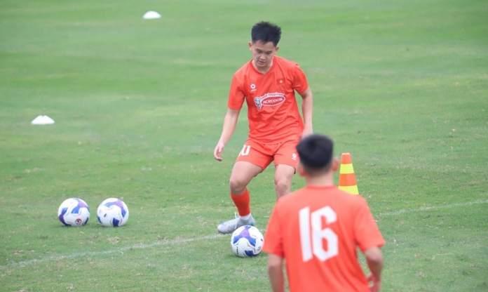 Cầu thủ Việt kiều Andrej An Khánh gặp khó ở U22 Việt Nam