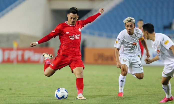 Hoà kịch tính Viettel, Bình Định thoát khỏi ngôi bét bảng V-League