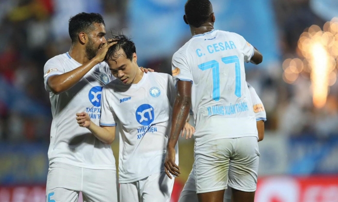 Văn Toàn, Tuấn Anh lập công, Nam Định thắng huỷ diệt 6-1 HAGL